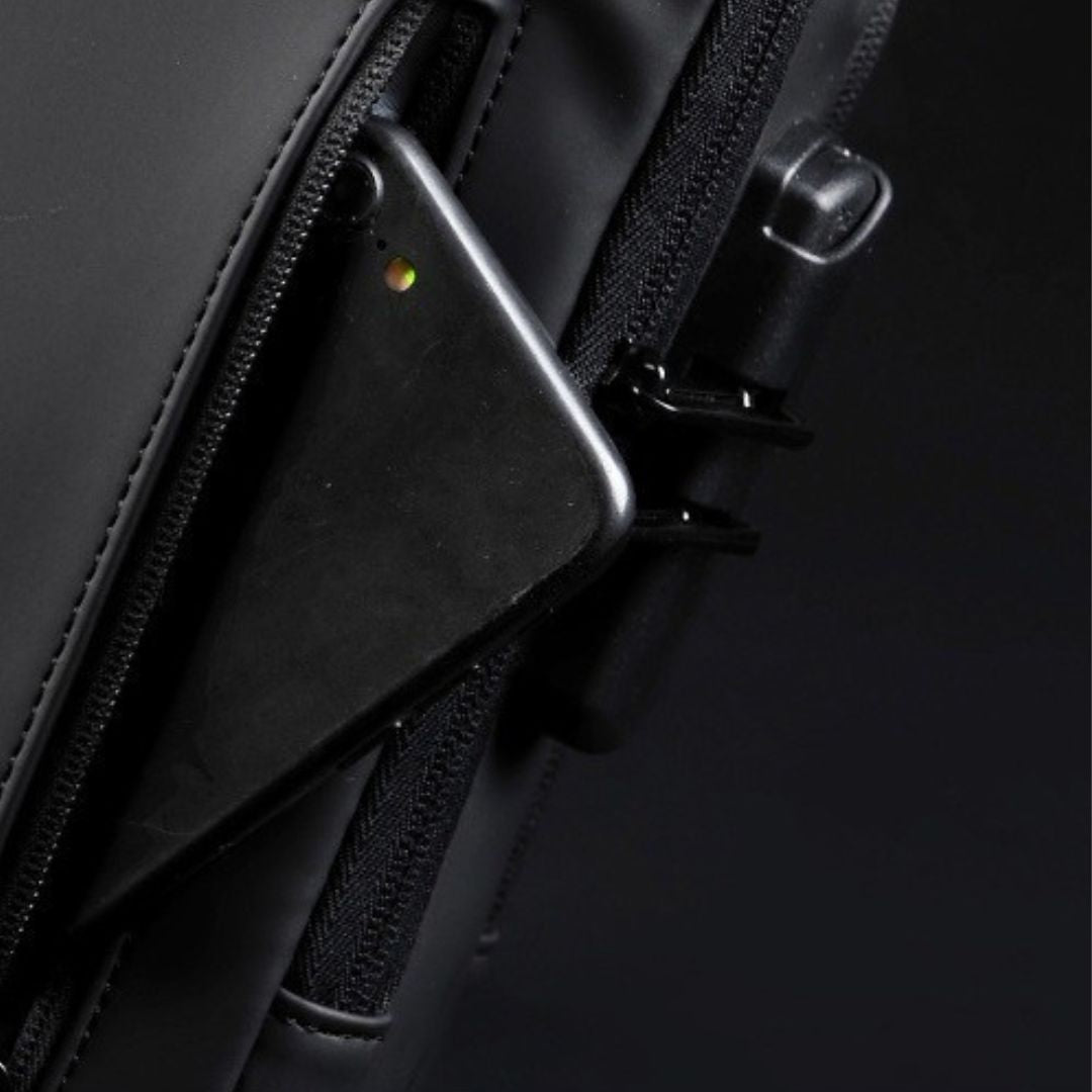 Mochila Antirrobo Impermeable con Candado y USB | 2x1